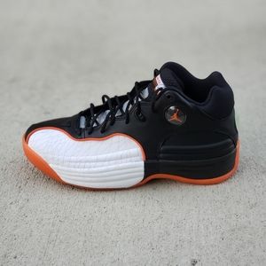 Air Jordan Jumpman Team 1 Black Mens Shoes 9.5 NEW